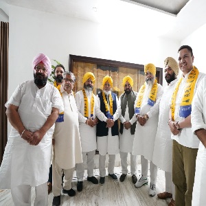 ਆਮ ਆਦਮੀ ਪਾਰਟੀ ਨੇ ਅੰਮ੍ਰਿਤਸਰ ਵਿੱਚ ਅਕਾਲੀ ਦਲ ਨੂੰ ਦਿੱਤਾ ਝਟਕਾ