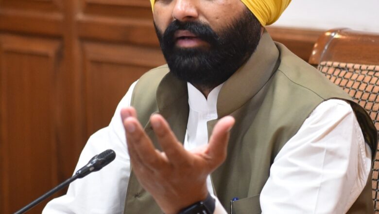 ਲਾਲਜੀਤ ਸਿੰਘ ਭੁੱਲਰ ਵੱਲੋਂ ਸਵਾਰੀਆਂ ਦੀ ਖੱਜਲ-ਖੁਆਰੀ ਤੁਰੰਤ ਬੰਦ ਕਰਨ ਲਈ ਸਰਕਾਰੀ ਅਤੇ ਪ੍ਰਾਈਵੇਟ ਬੱਸ ਡਰਾਈਵਰਾਂ ਤੇ ਕੰਡਕਟਰਾਂ ਨੂੰ ਤਾੜਨਾ
