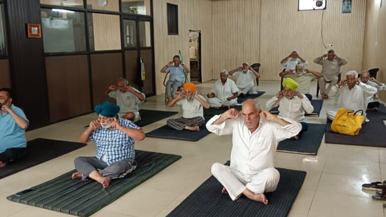 ਜਿ਼ਲ੍ਹੇ ਦੀਆਂ ਯੋਗਸ਼ਾਲਾਵਾਂ ਵਿੱਚ ਲਗਾਈਆਂ ਜਾ ਰਹੀਆਂ ਹਨ ਰੋਜਾਨਾ 102 ਕਲਾਸਾਂ– ਡਿਪਟੀ ਕਮਿਸ਼ਨਰ