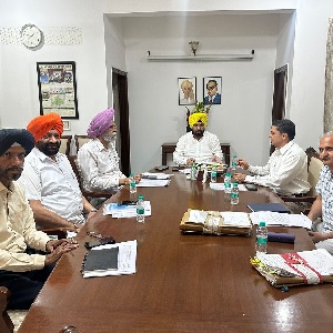 ਚੱਲ ਰਹੇ ਝੋਨੇ ਦੇ ਸੀਜ਼ਨ ਲਈ ਬਿਜਲੀ ਸਪਲਾਈ ਦੇ ਪ੍ਰਬੰਧਾਂ ਦਾ ਲਿਆ ਜਾਇਜ਼ਾ