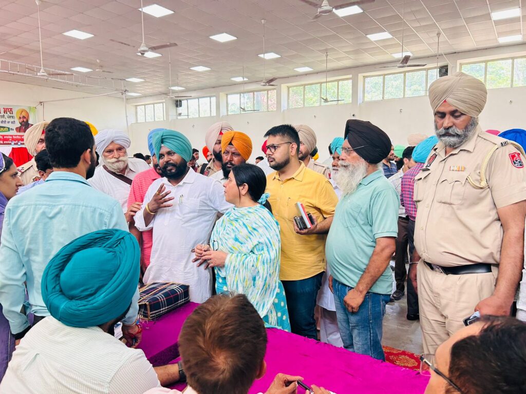 18 July PN 2 app di sarkar aap de dwar camp (1)