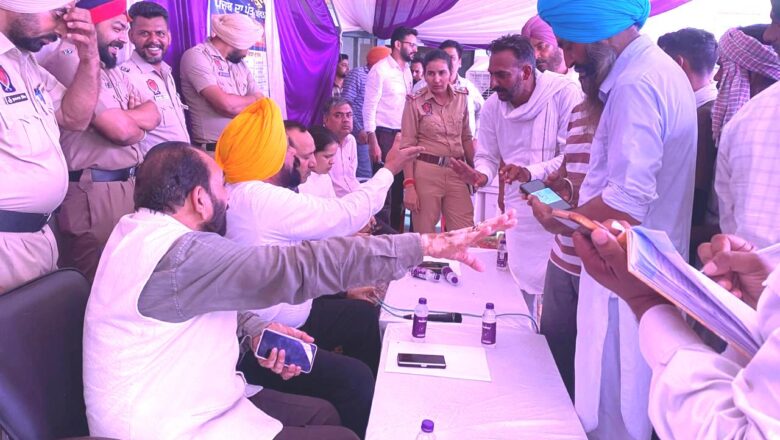 ਆਮ ਲੋਕਾਂ ਲਈ ਸਹਾਈ ਸਿੱਧ ਹੋ ਰਹੇ ਹਨ ਸਪੈਸ਼ਲ ਕੈਂਪ : ਮਾਸਟਰ ਜਗਸੀਰ ਸਿੰਘ
