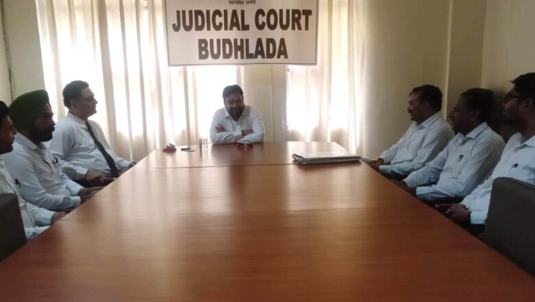 ਚੀਫ ਜੁਡੀਸ਼ੀਅਲ ਮੈਜਿਸਟਰੇਟ-ਕਮ-ਸਕੱਤਰ, ਜ਼ਿਲ੍ਹਾ ਕਾਨੂੰਨੀ ਸੇਵਾਵਾਂ ਅਥਾਰਟੀ ਵੱਲੋਂ ਸਬ-ਡਵੀਜ਼ਨਲ ਲੀਗਲ ਸਰਵਿਸਿਜ਼ ਕਮੇਟੀ, ਬੁਢਲਾਡਾ ਦਾ ਦੌਰਾ