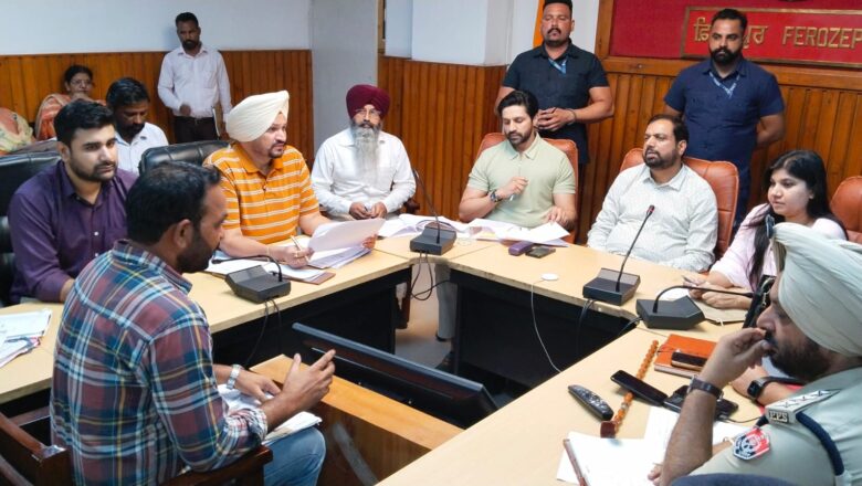 ਅਨੁਸੂਚਿਤ ਜਾਤੀ ਆਯੋਗ ਨੇ ਦਿੱਤਾ ਐਸ.ਸੀ. ਵਰਗ ਨਾਲ ਸਬੰਧਿਤ ਸ਼ਿਕਾੲਤਾਂ ਦੇ ਤੁਰੰਤ ਨਿਪਟਾਰੇ ਦਾ ਨਿਰਦੇਸ਼