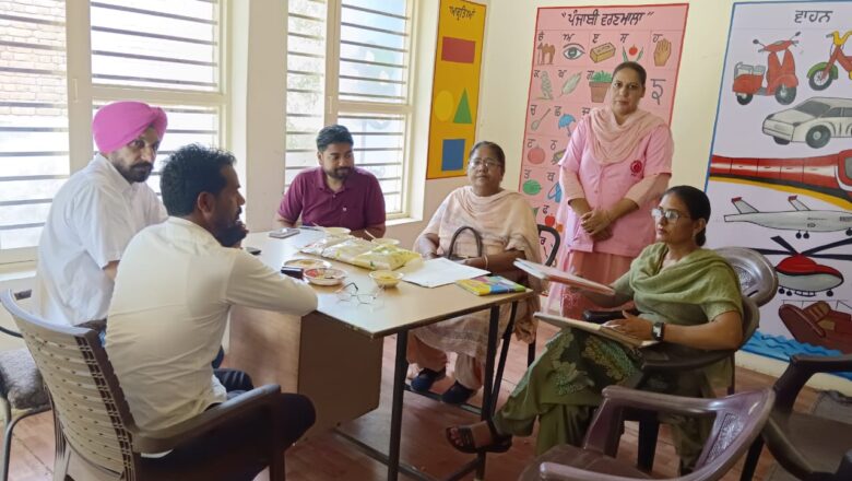 ਬਾਲ ਵਿਕਾਸ ਪ੍ਰੋਜੈਕਟ ਅਫ਼ਸਰ ਵੱਲੋਂ ਆਂਗਣਵਾੜੀ ਸੈਂਟਰਾਂ ’ਚ ਰਾਸ਼ਨ ਦੀ ਗੁਣਵੱਤਾ ਦੀ ਜਾਂਚ ਕੀਤੀ