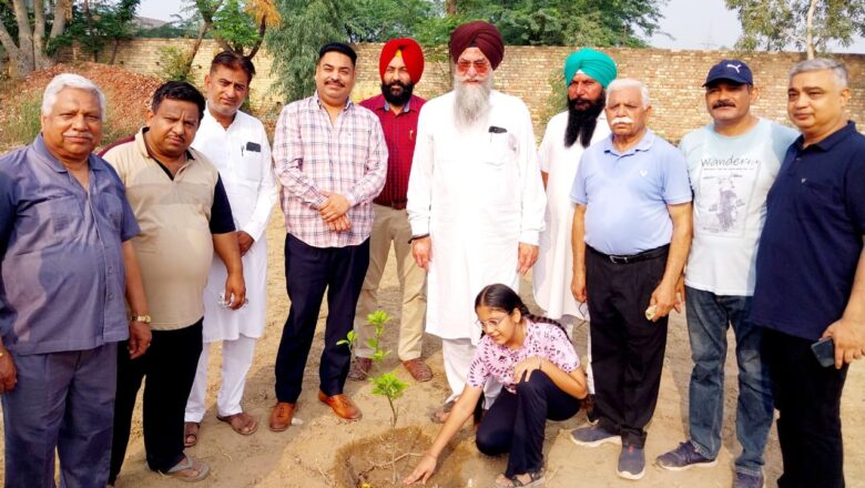 -“ਮੈਂ ਤੇ ਮੇਰਾ ਰੁੱਖ” ਮੁਹਿੰਮ  ਤਹਿਤ ਸਪੀਕਰ ਸੰਧਵਾਂ ਨੇ ਨਿਰੋਗ ਬਾਲ ਆਸ਼ਰਮ ਵਿੱਚ ਲਗਾਏ ਪੌਦੇ