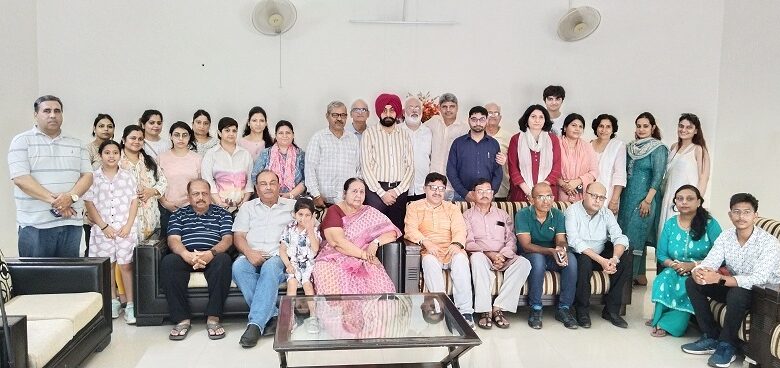 ਸ਼ਹੀਦਾਂ ਦੇ ਪਰਿਵਾਰਕ ਮੈਂਬਰਾਂ ਦਾ ਫਿਰੋਜ਼ਪੁਰ ਪਹੁੰਚਣ ਤੇ ਕੀਤਾ ਗਿਆ ਸੁਆਗਤ