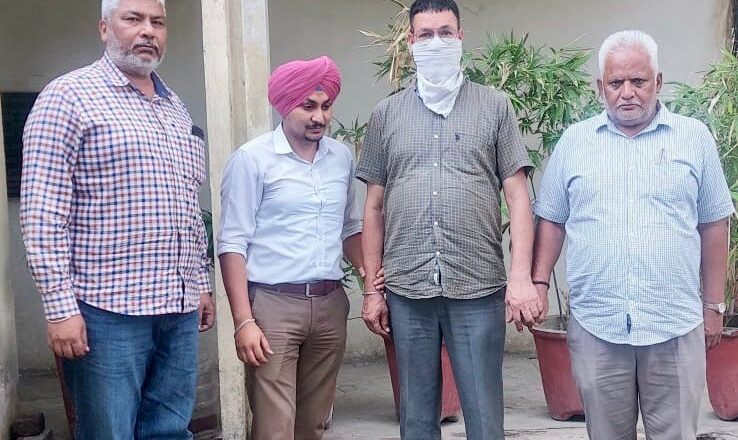 2,70,000 ਰੁਪਏ ਰਿਸ਼ਵਤ ਲੈਣ ਦੇ ਦੋਸ਼ ਹੇਠ ਸਹਾਇਕ ਸਬ-ਇੰਸਪੈਕਟਰ ਵਿਜੀਲੈਂਸ ਬਿਊਰੋ ਵੱਲੋਂ ਗ੍ਰਿਫ਼ਤਾਰ