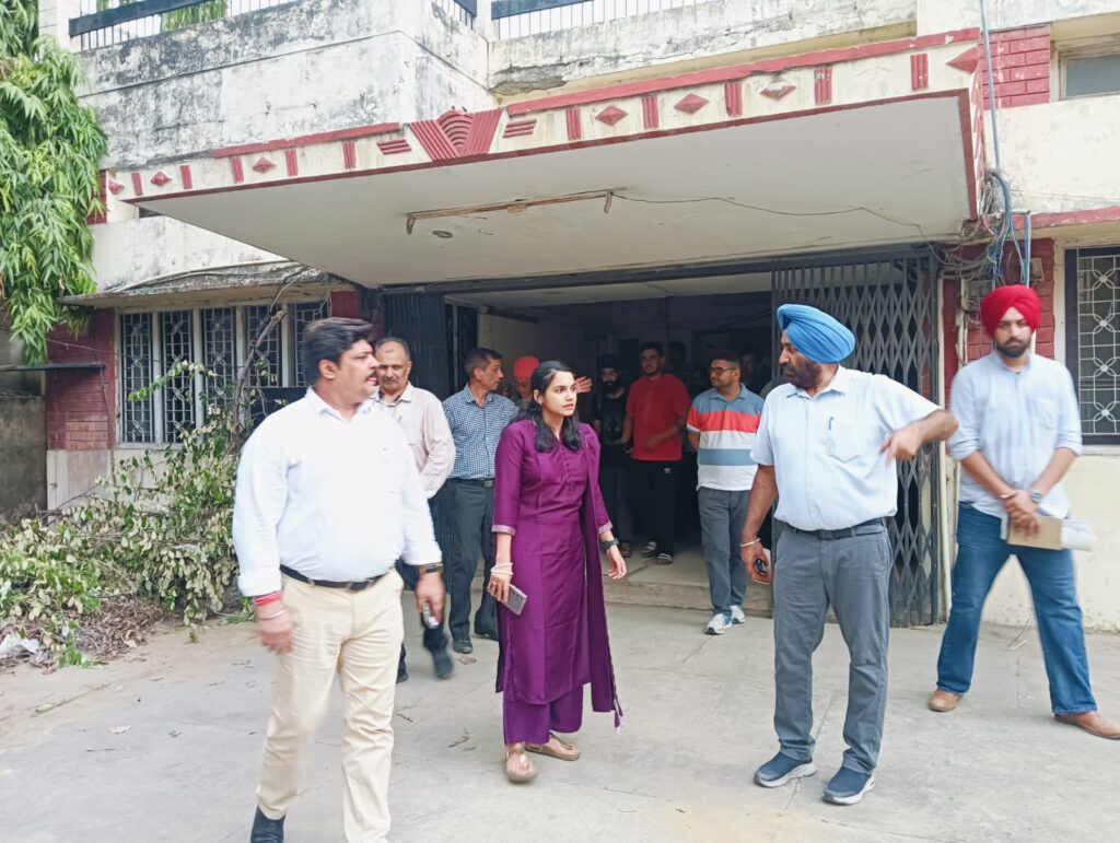 Red Cross Building (2)