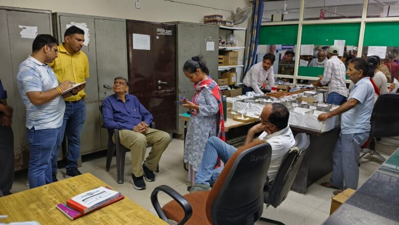 ਡਾਇਰੈਕਟਰ ਪੰਜਾਬ ਹੈਲਥ ਸਿਸਟਮ ਕਾਰਪੋਰੇਸ਼ਨ ਡਾ ਅਨਿਲ ਗੋਇਲ ਨੇ ਸਿਵਲ ਹਸਪਤਾਲ ਫਾਜਿਲਕਾ ਦਾ ਕੀਤਾ ਦੌਰਾ