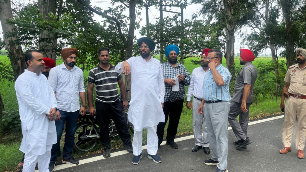 3 Aug PN ਚਾਰ ਸੁੰਦਰ ਗੇਟ ਧਾਲੀਵਾਲ (1)