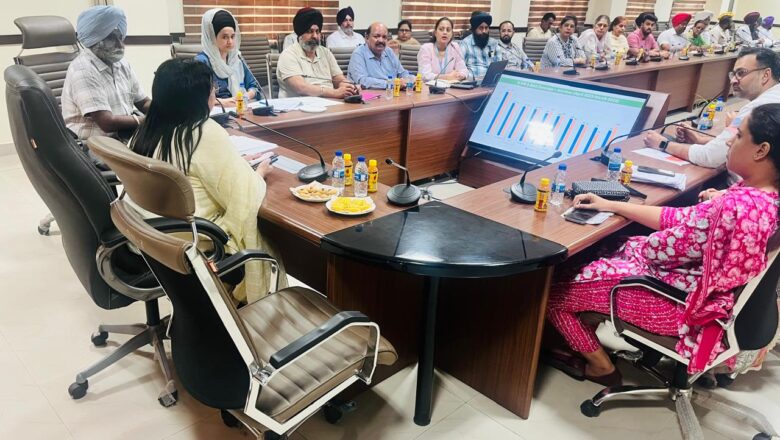 ਨੈਸ਼ਨਲ ਡੇਂਗੂ ਕੰਟਰੋਲ ਪ੍ਰੋਗਰਾਮ ਤਹਿਤ ਜ਼ਿਲ੍ਹਾ ਟਾਸਕ ਫੋਰਸ ਦੀ ਬੁਲਾਈ ਗਈ ਮੀਟਿੰਗ