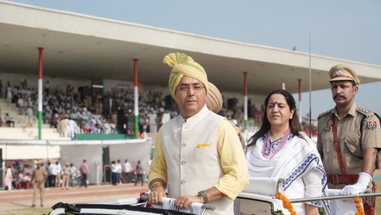 ਅਮਨ ਅਰੋੜਾ ਨੇ ਫਾਜ਼ਿਲਕਾ ਚ ਲਹਿਰਾਇਆ ਤਿਰੰਗਾ