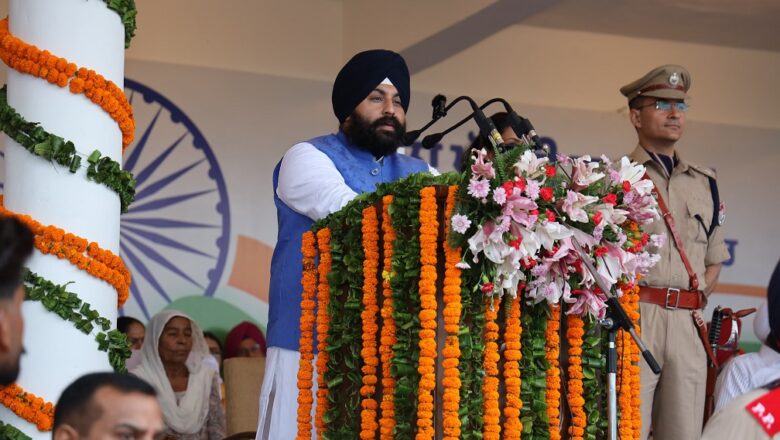 ਪੰਜਾਬ ਦੀ ਭਗਵੰਤ ਮਾਨ ਸਰਕਾਰ ਸ਼ਹੀਦਾਂ ਦੇ ਸੁਫ਼ਨੇ ਪੂਰੇ ਕਰਨ ਲਈ ਵਚਨਬੱਧ- ਸਿਖਿਆ ਮੰਤਰੀ ਹਰਜੋਤ ਸਿੰਘ ਬੈਂਸ