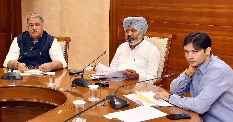 ਓ.ਟੀ.ਐਸ-3; ਵਿੱਤ ਮੰਤਰੀ ਚੀਮਾ ਵੱਲੋਂ ਕਰ ਅਧਿਕਾਰੀਆਂ ਨੂੰ 16 ਅਗਸਤ ਤੱਕ ਰਹਿੰਦੀਆਂ ਫਰਮਾਂ ਦੁਆਰਾ ਬਕਾਇਆ ਨਿਪਟਾਰਾ ਯਕੀਨੀ ਬਣਾਉਣ ਦੇ ਨਿਰਦੇਸ਼