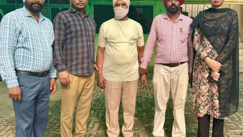 20,000 ਰੁਪਏ ਰਿਸ਼ਵਤ ਲੈਂਦਾ ਏ.ਐਸ.ਆਈ. ਵਿਜੀਲੈਂਸ ਬਿਊਰੋ ਵੱਲੋਂ ਕਾਬੂ