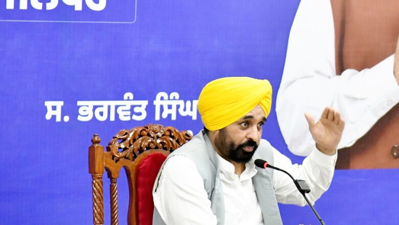 ਮੁੱਖ ਮੰਤਰੀ ਵੱਲੋਂ ਆਸਟ੍ਰੇਲੀਆ ਵਿਰੁੱਧ ਸ਼ਾਨਦਾਰ ਜਿੱਤ ਲਈ ਭਾਰਤੀ ਹਾਕੀ ਟੀਮ ਨੂੰ ਵਧਾਈ