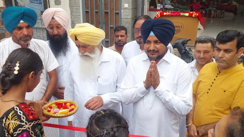 ਮੁੱਖ ਮੰਤਰੀ ਭਗਵੰਤ ਮਾਨ ਦੀ ਅਗਵਾਈ ਵਿੱਚ ਸਿੱਖਿਆ ਖੇਤਰ ਚ ਹੋ ਰਹੇ ਨੇ ਵੱਡੇ ਸੁਧਾਰ- ਸੁਖਜਿੰਦਰ ਸਿੰਘ ਕਾਉਣੀ