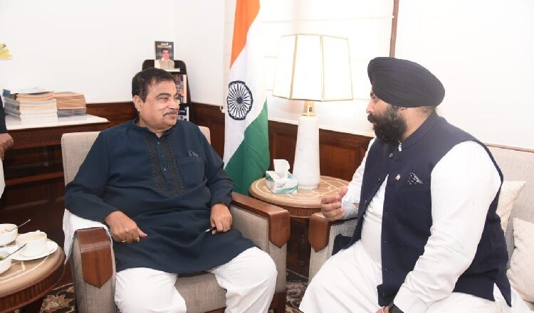 ਹਰਜੋਤ ਬੈਂਸ ਨੇ ਕੀਤੀ ਨਿਤਿਨ ਗਡਕਰੀ ਨਾਲ ਮੀਟਿੰਗ