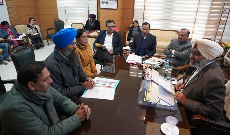 ਵਿੱਤ ਮੰਤਰੀ ਨੇ ਕੀਤੀਆਂ ਮੁਲਾਜ਼ਮ ਯੂਨੀਆਂ ਨਾਲ ਮੀਟਿੰਗਾਂ