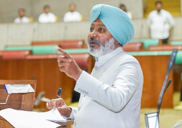 ਵਿੱਤ ਮੰਤਰੀ ਨੇ ਪੰਜਾਬ ਦਾ 2,36080 ਕਰੋੜ ਦਾ ਬੱਜਟ ਪੇਸ਼