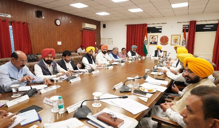 ਮੰਤਰੀ ਮੰਡਲ ਵਲੋਂ ਅਗਲੇ ਸਾਲ ਦੇ ਬੱਜਟ ਅਨੁਮਾਨਾਂ ਨੂੰ ਪ੍ਰਵਾਨਗੀ