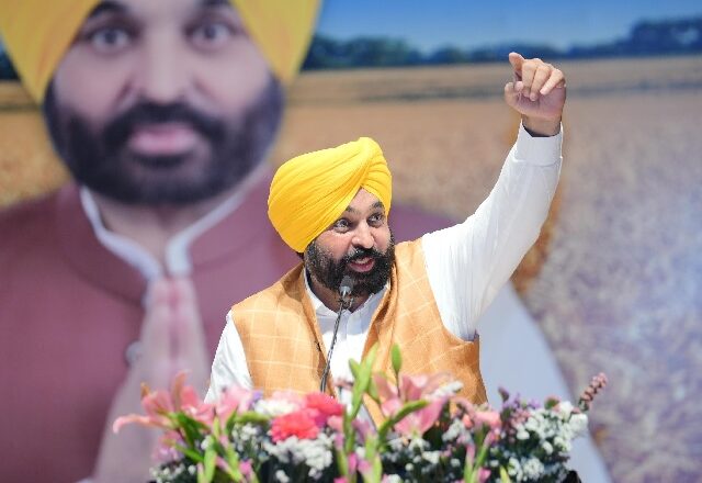 ‘ਆਪ’ ਸਰਕਾਰ ਕਿਸਾਨਾਂ ਨਾਲ ਖੜ੍ਹੀ ਹੈ ਅਤੇ ਕਿਸਾਨਾਂ ਦੇ ਮਸਲਿਆਂ ਲਈ ਲੜਦੀ ਰਹੇਗੀ: ਮੁੱਖ ਮੰਤਰੀ ਮਾਨ