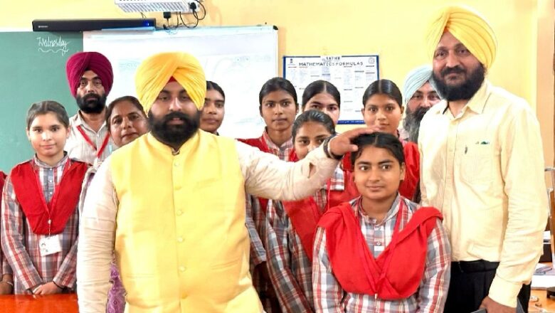 ਸਾਰੇ ਸਰਹੱਦੀ ਸਕੂਲਾਂ ਵਿੱਚ ਆਧੁਨਿਕ ਬੁਨਿਆਦੀ ਢਾਂਚਾ ਅਤੇ ਲੋੜੀਂਦੇ ਅਧਿਆਪਕ ਤਾਇਨਾਤ ਕੀਤੇ ਜਾਣਗੇ: ਹਰਜੋਤ ਸਿੰਘ ਬੈਂਸ