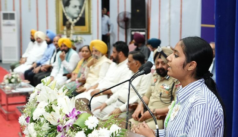 ਪੋਸਟ ਮੈਟ੍ਰਿਕ ਸਕਾਲਰਸ਼ਿਪ ਸਕੀਮ ਤਹਿਤ 429.24 ਕਰੋੜ ਰੁਪਏ ਨਿਰਵਿਘਨ ਢੰਗ ਨਾਲ ਵੰਡਣ ਲਈ ਮੁੱਖ ਮੰਤਰੀ ਦਾ ਧੰਨਵਾਦ