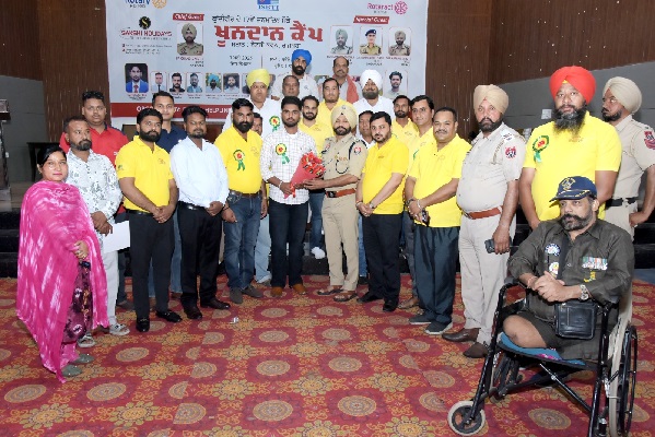 ਬਲੱਡ ਹੈਲਪ ਲਾਈਨ ਫਾਊਂਡੇਸ਼ਨ ਵੱਲੋਂ ਲਗਾਏ ਕੈਂਪ ‘ਚ 101 ਯੂਨਿਟ ਖ਼ੂਨ ਇਕੱਤਰ