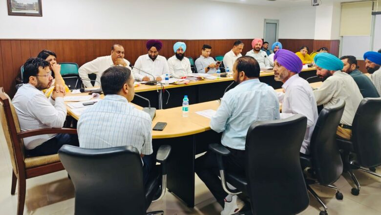 ਪੰਜਾਬ ਸਰਕਾਰ ਸ਼ਹਿਰੀ ਨਿਵਾਸੀਆਂ ਨੂੰ ਵਿਸ਼ਵ ਪੱਧਰੀ ਨਾਗਰਿਕ ਸਹੂਲਤਾਂ ਪ੍ਰਦਾਨ ਕਰਨ ਲਈ ਦ੍ਰਿੜ ਸੰਕਲਪ: ਡਾ. ਰਵਜੋਤ ਸਿੰਘ