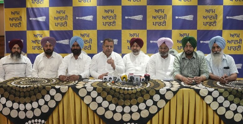 ਪੰਜਾਬ ਆੜ੍ਹਤੀ ਐਸੋਸੀਏਸ਼ਨ ਨੇ ‘ਆਪ’ ਉਮੀਦਵਾਰ ਸੰਜੀਵ ਅਰੋੜਾ ਨੂੰ ਸਮਰਥਨ ਦੇਣ ਦਾ ਕੀਤਾ ਐਲਾਨ