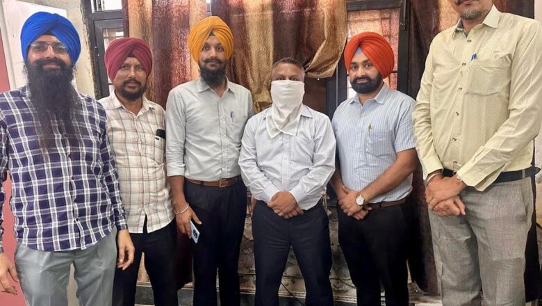 ਭ੍ਰਿਸ਼ਟਾਚਾਰ ਵਿਰੁੱਧ ਮੁਹਿੰਮ: 50000 ਰੁਪਏ ਰਿਸ਼ਵਤ ਲੈਂਦਾ ਖੱਪਤਕਾਰ ਅਦਾਲਤ ਦਾ ਰੀਡਰ ਰੰਗੇ ਹੱਥੀਂ ਗ੍ਰਿਫ਼ਤਾਰ