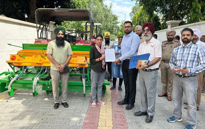 ਪਰਾਲੀ ਸਾੜਨ ਦੀਆਂ ਘਟਨਾਵਾਂ ਨੂੰ ਜ਼ੀਰੋ ਕਰਨ ਲਈ ਜ਼ਿਲ੍ਹਾ ਪ੍ਰਸ਼ਾਸਨ ਗੁਰਦਾਸਪੁਰ ਵੱਲੋਂ ਕੋਸ਼ਿਸ਼ਾਂ ਆਰੰਭ