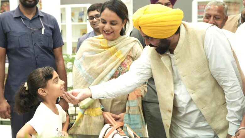 ਮੁੱਖ ਮੰਤਰੀ ਦਾ ਮਿਸ਼ਨ ਗਿਆਨ ਜਾਰੀ; ਪੰਜਾਬ ਵਾਸੀਆਂ ਨੂੰ ਨਵੀਂ ਲਾਇਬ੍ਰੇਰੀ ਸਮਰਪਿਤ