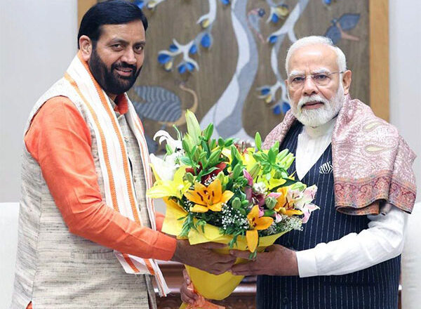 मुख्यमंत्री नायब सिंह सैनी ने प्रधानमंत्री नरेन्द्र मोदी से की शिष्टाचार भेंट