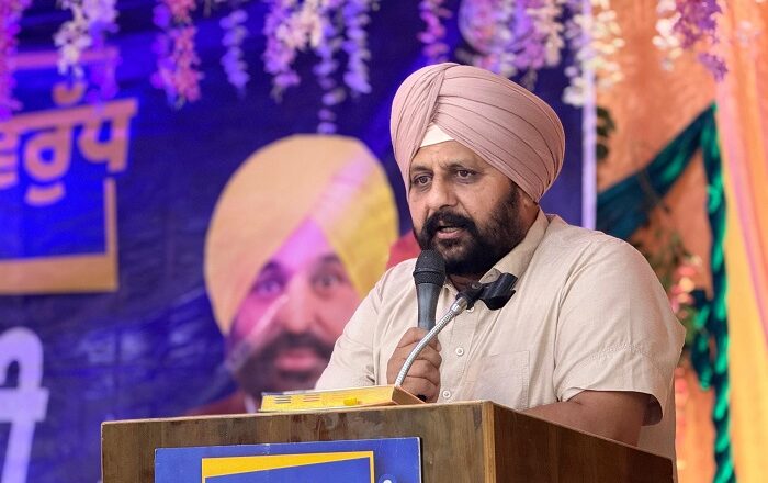 ਵਿਧਾਇਕ ਰਣਬੀਰ ਸਿੰਘ ਭੁੱਲਰ ਨੇ ਵੱਖ-ਵੱਖ ਵਾਰਡਾਂ ਦੇ ਵਸਨੀਕਾਂ ਨੂੰ ‘ਨਸ਼ਾ ਮੁਕਤੀ ਯਾਤਰਾ’ ਤਹਿਤ ਕੀਤਾ ਜਾਗਰੂਕ