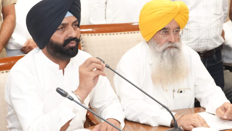 ਝੋਨੇ ਦਾ ਖਰੀਦ ਸੀਜ਼ਨ: ਪੰਜਾਬ ਸਰਕਾਰ ਨਮੀ ਦੇ ਮਾਪ ਨੂੰ ਸਟੈਂਡਰਡਾਈਜ਼ ਕਰਨ ਲਈ ਮੰਡੀਆਂ ਵਿੱਚ ਪੀਏਯੂ ਦੁਆਰਾ ਕੈਲੀਬਰੇਟਿਡ ਨਮੀ ਮੀਟਰ ਲਾਏਗੀ