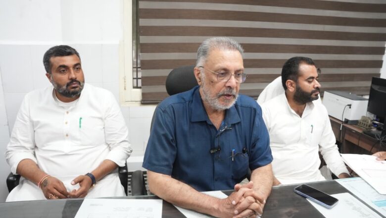 ਵੋਟ ਚੋਰੀ ਕਰਨ ਵਾਲੀ ਭਾਜਪਾ ਸਰਕਾਰ ਹੁਣ ਪੰਜਾਬੀਆਂ ਦਾ ਰਾਸ਼ਨ ਚੋਰੀ ਕਰਨ ਨੂੰ ਤਿਆਰ ਹੋਈ-ਡਾ: ਬਲਬੀਰ ਸਿੰਘ