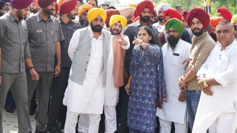 ਮੁੱਖ ਮੰਤਰੀ ਵੱਲੋਂ ਅਧਿਕਾਰੀਆਂ ਨੂੰ ਹੜ੍ਹ ਪ੍ਰਭਾਵਿਤ ਇਲਾਕਿਆਂ ਵਿੱਚ ਬਚਾਅ ਤੇ ਰਾਹਤ ਕਾਰਜਾਂ ਵਿੱਚ ਹੋਰ ਤੇਜ਼ੀ ਲਿਆਉਣ ਦੇ ਨਿਰਦੇਸ਼