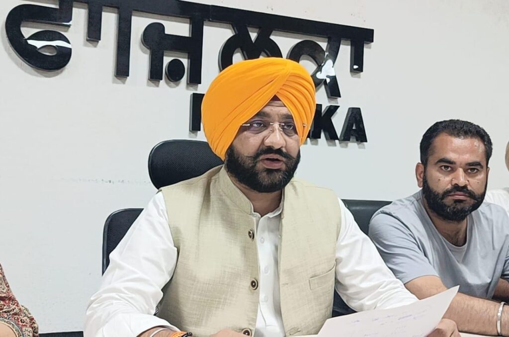 Whatsapp image 2025 08 30 at 6.33.37 pm (1)