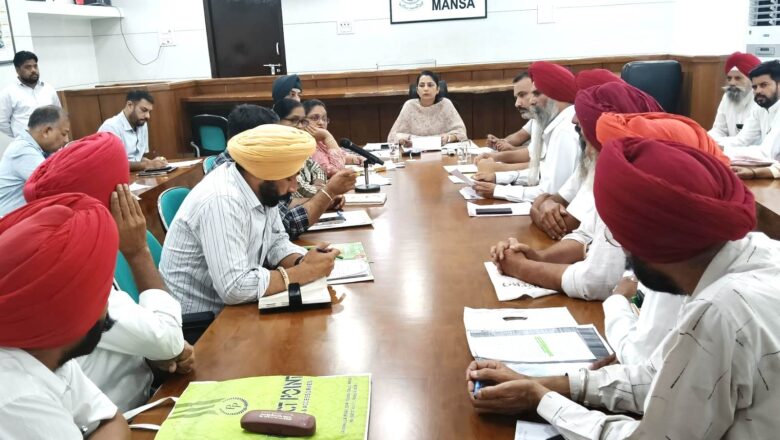 ਦਫ਼ਤਰਾਂ ‘ਚ ਆਉਣ ਵਾਲੇ ਆਜ਼ਾਦੀ ਘੁਲਾਟੀਆਂ ਦੇ ਪਰਿਵਾਰਾਂ ਨੂੰ ਪੂਰਾ ਮਾਣ ਸਤਿਕਾਰ ਮਿਲੇਗਾ-ਡਿਪਟੀ ਕਮਿਸ਼ਨਰ