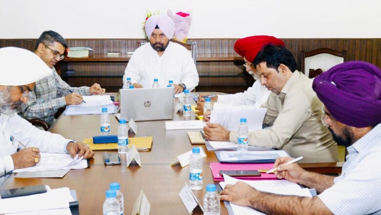 ਕਿਸਾਨਾਂ ਦੀ ਬੈਂਕਿੰਗ ਸੇਵਾਵਾਂ ਤੱਕ ਸੌਖਾਲੀ ਪਹੁੰਚ ਲਈ ਮੰਡੀਆਂ ਵਿੱਚ 29 ਹੋਰ ਏ.ਟੀ.ਐਮ. ਲਾਏ ਜਾਣਗੇ: ਹਰਚੰਦ ਸਿੰਘ ਬਰਸਟ