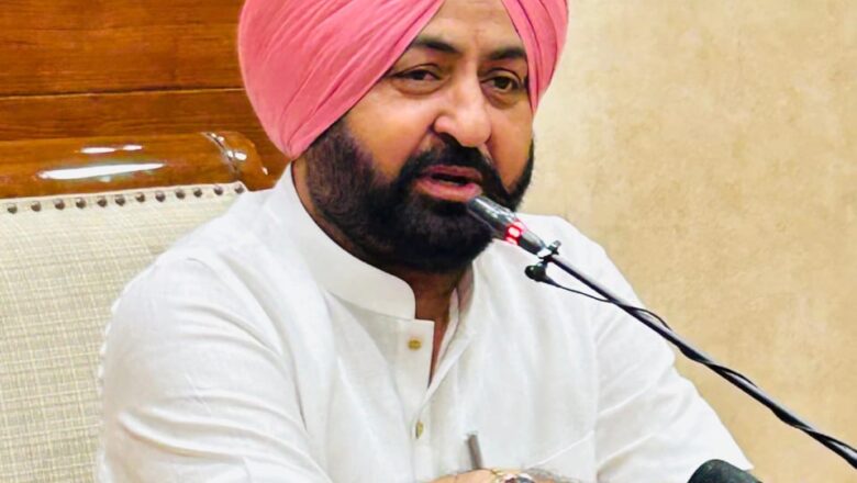 ਹੜ੍ਹ ਪ੍ਰਭਾਵਿਤ ਪਿੰਡਾਂ ਵਿੱਚ ਰਾਹਤ ਕਾਰਜਾਂ ਅਤੇ ਨੁਕਸਾਨ ਦੇ ਮੁਲਾਂਕਣ ‘ਚ ਸਹਿਯੋਗ ਲਈ ਨੋਡਲ ਚੇਅਰਮੈਨ ਤੇ ਮੈਂਬਰ ਨਿਯੁਕਤ ਕੀਤੇ: ਹਰਦੀਪ ਸਿੰਘ ਮੁੰਡੀਆਂ