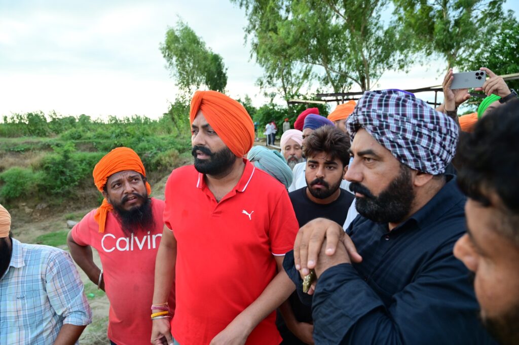 Whatsapp image 2025 09 01 at 6.59.58 pm (1)