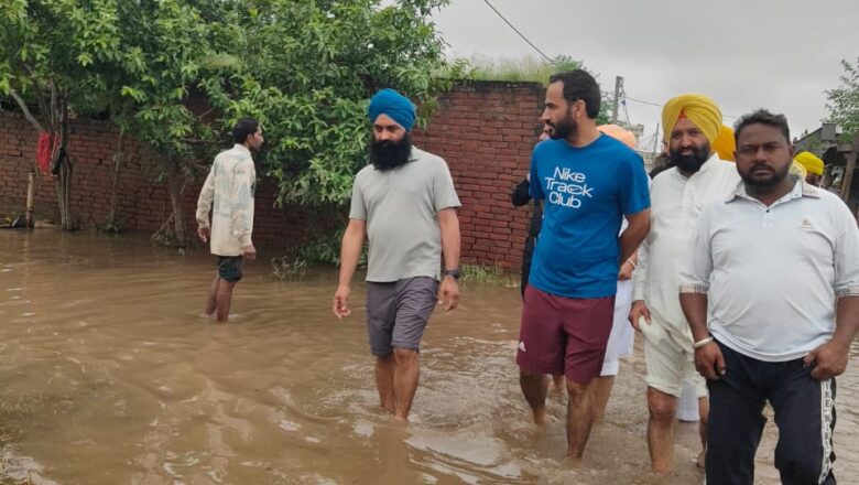 ਆਮ ਆਦਮੀ ਪਾਰਟੀ ਦੇ ਸੰਸਦ ਮੈਂਬਰਾਂ ਵੱਲੋਂ ਵਿਸ਼ੇਸ਼ ਅਧਿਕਾਰ ਫੰਡ ਹੜ੍ਹ ਰਾਹਤ ਕਾਰਜਾਂ ਲਈ ਵਰਤਣ ਦਾ ਐਲਾਨ