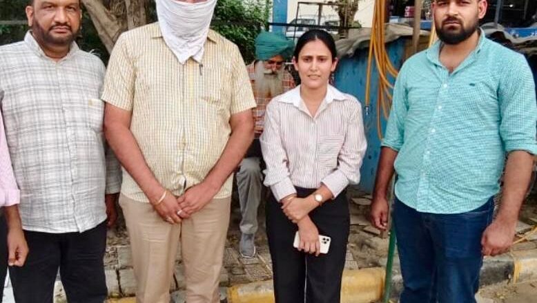 30,000 ਰੁਪਏ ਰਿਸ਼ਵਤ ਲੈਂਦਾ ਏਐਸਆਈ ਵਿਜੀਲੈਂਸ ਬਿਊਰੋ ਵੱਲੋਂ ਰੰਗੇ ਹੱਥੀਂ ਕਾਬੂ