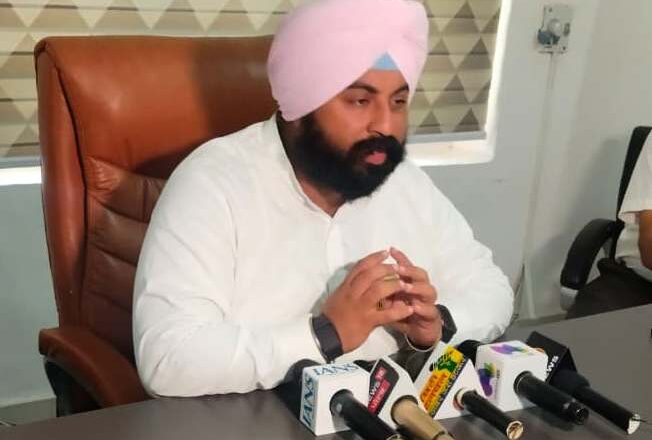 ਕੈਬਨਿਟ ਮੰਤਰੀ ਹਰਜੋਤ ਬੈਂਸ ਨੇ ਨੰਗਲ ਤੋਂ ਓਪਰੇਸ਼ਨ ਰਾਹਤ ਦੀ ਕੀਤੀ ਸੁਰੂਆਤ