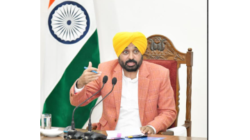 ਪੰਜਾਬ ਸਰਕਾਰ ਦਾ ਪਾਰਦਰਸ਼ੀ ਅਤੇ ਡਿਜ਼ਿਟਲ ਹੜ੍ਹ ਰਾਹਤ ਮਾਡਲ ਬਣਿਆ: ਹਰ ਪਿੰਡ ਦੀ ਆਵਾਜ਼, ਮਿਲਿਆ ਹਰ ਕੰਮ ਦਾ ਹਿਸਾਬ