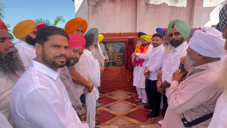 ਈ ਟੀ ਓ ਵੱਲੋਂ ਜੰਡਿਆਲਾ ਗੁਰੂ ਹਲਕੇ ਵਿੱਚ 3.80 ਕਰੋੜ ਰੁਪਏ ਦੀ ਲਾਗਤ ਨਾਲ ਬਣਨ ਵਾਲੀਆਂ ਸੜਕਾਂ ਦੀ ਸ਼ੁਰੂਆਤ